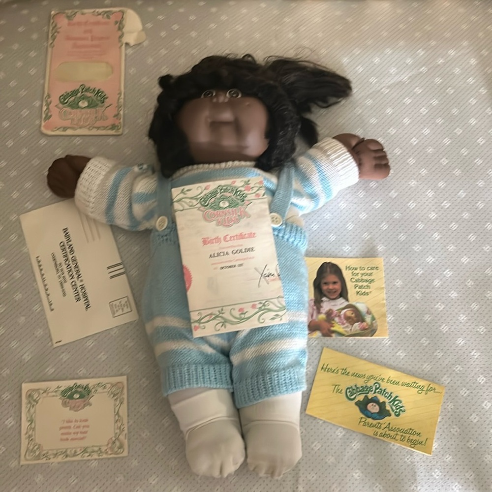 Vintage Coleco 1986 Cornsilk Cabbage Patch Kid W birth certificate